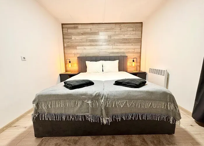 R5 Patio 2 Bedrooms Free Parking *
