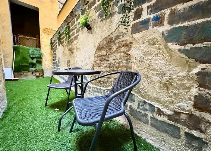 R5 Patio 2 Bedrooms Free Parking Apartament