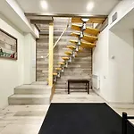 R5 Patio 2 Bedrooms Free Parking * Будапешт