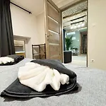 R5 Patio 2 Bedrooms Free Parking Budapeste